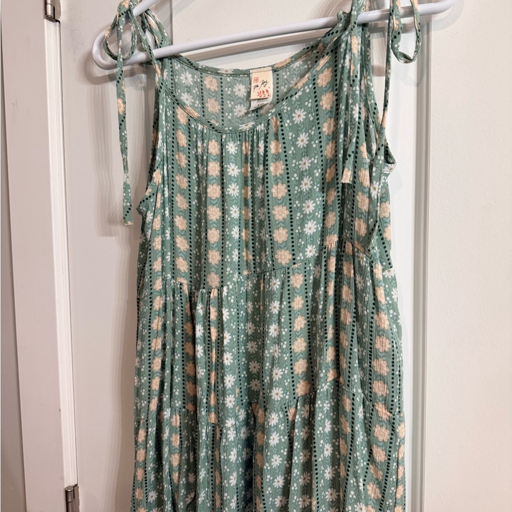 Fifth Ray Green Floral Tiered Tank Boho - Picture 4 of 8